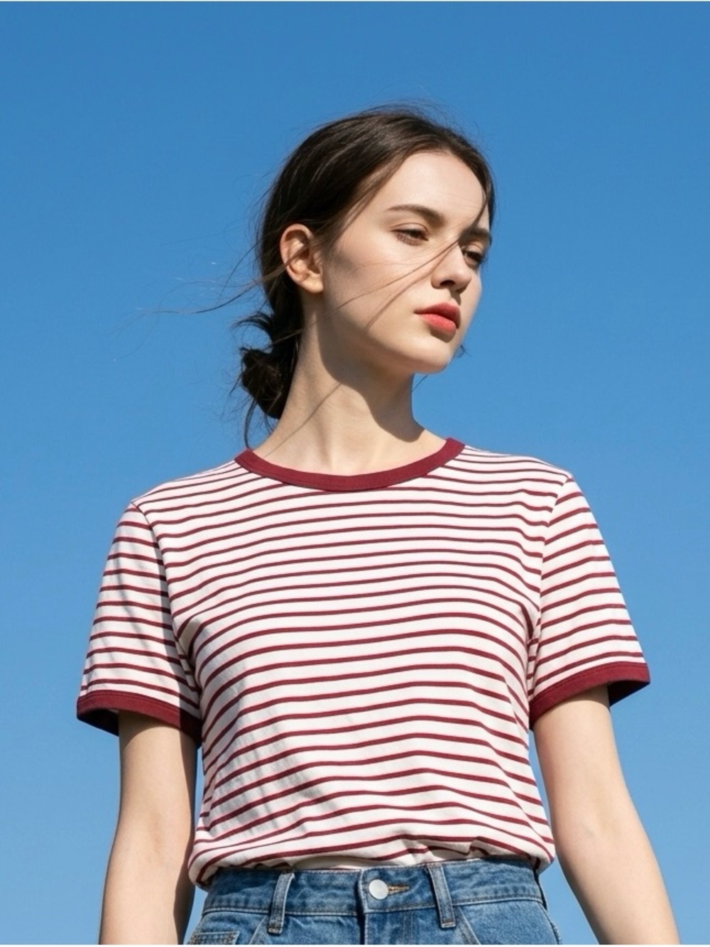 lululemon athletica White & Red Striped Short Sleeve Tee